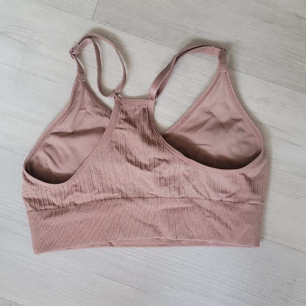 PINK Active Victoria's Secret Brown Sports Bra with Wide Straps - Picture 2 of 4